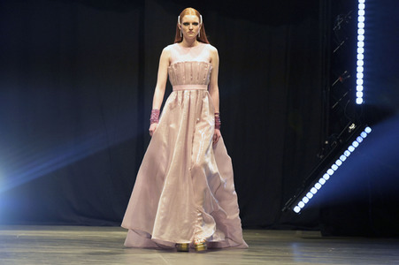 Marcel Ostertag Fashion Show auf der Berlin Fashion Week S/S 2024