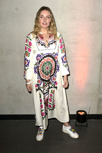 Rebekka Ruetz Fashion Show auf der Berlin Fashion Week S/S 2024