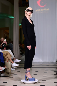 Anja Gockel Fashion Show 'Air' auf der Berlin Fashion Week Spring/Summer 2024 in Berlin