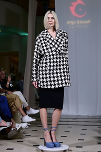Anja Gockel Fashion Show 'Air' auf der Berlin Fashion Week Spring/Summer 2024 in Berlin