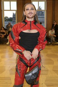Namilia Fashion Show auf der Berlin Fashion Week S/S 2024