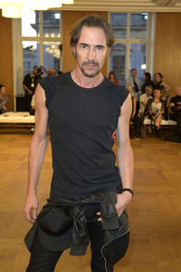 Namilia Fashion Show auf der Berlin Fashion Week S/S 2024
