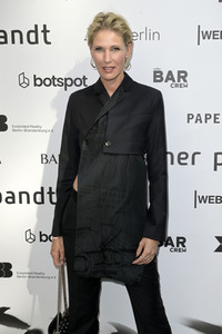Esther Perbandt Fashion Show auf der Berlin Fashion Week S/S 2024