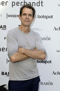 Esther Perbandt Fashion Show auf der Berlin Fashion Week S/S 2024