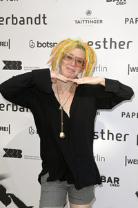 Esther Perbandt Fashion Show auf der Berlin Fashion Week S/S 2024