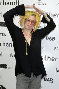 Esther Perbandt Fashion Show auf der Berlin Fashion Week S/S 2024
