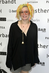 Esther Perbandt Fashion Show auf der Berlin Fashion Week S/S 2024