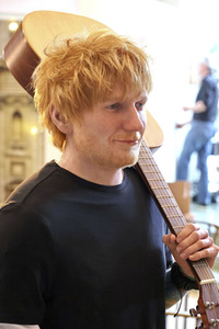 Präsentation der Wachsfigur von Ed Sheeran in Hamburg