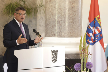 Verleihung der Hessischen Pflegemedaille in Wiesbaden