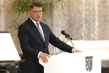 Verleihung der Hessischen Pflegemedaille in Wiesbaden