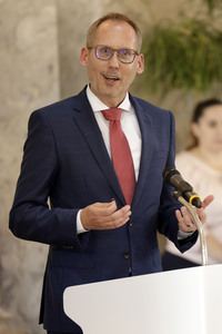 Verleihung der Hessischen Pflegemedaille in Wiesbaden