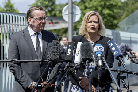 Pressestatements nach der 69. Sitzung des Bundeskabinetts in Berlin