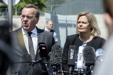 Pressestatements nach der 69. Sitzung des Bundeskabinetts in Berlin