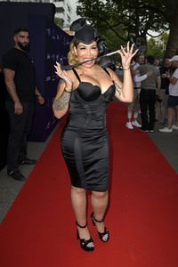 Jasmin Erbas Fashion Show auf der Berlin Fashion Week S/S 2024