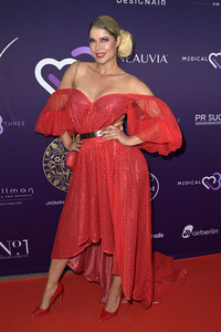 Jasmin Erbas Fashion Show auf der Berlin Fashion Week S/S 2024