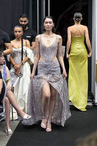Jasmin Erbas Fashion Show auf der Berlin Fashion Week S/S 2024