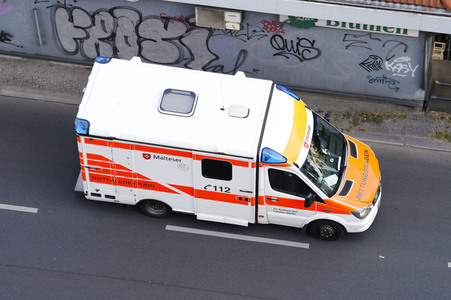 Symbolfoto Rettungswagen