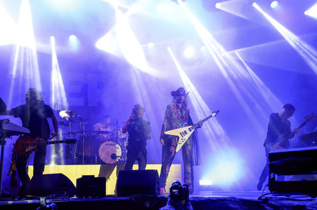 Konzert von Tokio Hotel beim Christopher Street Day in Berlin