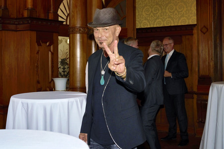 Großes Verdienstkreuz für die Scorpions in Hannover