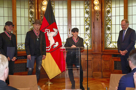 Großes Verdienstkreuz für die Scorpions in Hannover