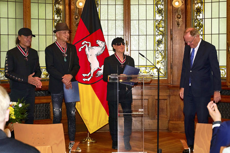 Großes Verdienstkreuz für die Scorpions in Hannover