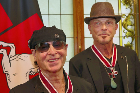 Großes Verdienstkreuz für die Scorpions in Hannover