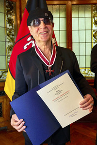Großes Verdienstkreuz für die Scorpions in Hannover