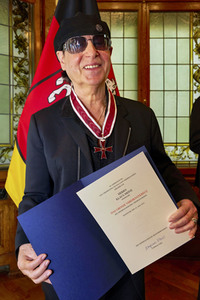 Großes Verdienstkreuz für die Scorpions in Hannover