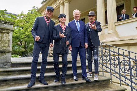 Großes Verdienstkreuz für die Scorpions in Hannover