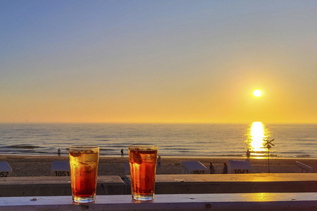 Symbolfoto Sonnenuntergang