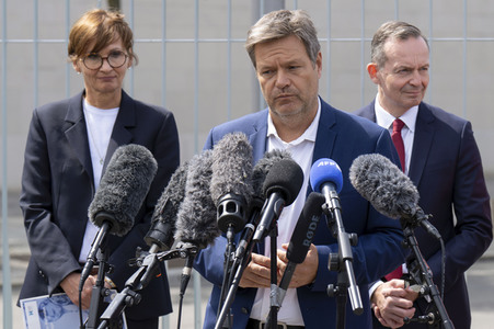 Pressestatement zum Kabinettsbeschluss zur Nationalen Wasserstoffstrategie in Berlin