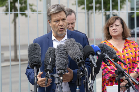Pressestatement zum Kabinettsbeschluss zur Nationalen Wasserstoffstrategie in Berlin
