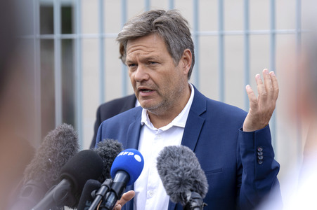 Pressestatement zum Kabinettsbeschluss zur Nationalen Wasserstoffstrategie in Berlin