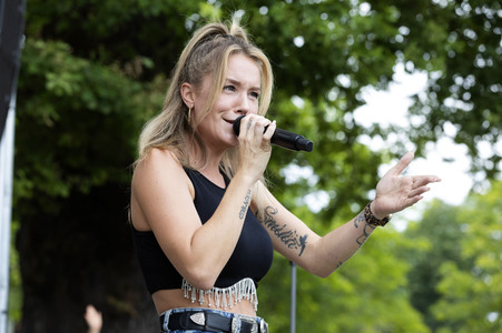 Konzert von Sonia Liebing in Kreba-Neudorf