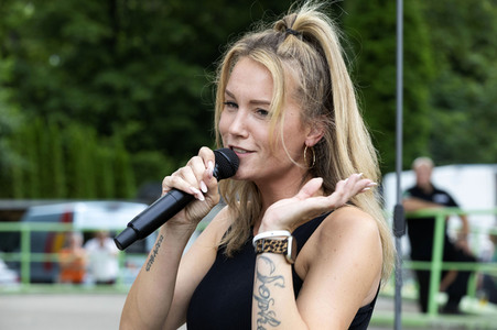 Konzert von Sonia Liebing in Kreba-Neudorf