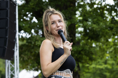 Konzert von Sonia Liebing in Kreba-Neudorf