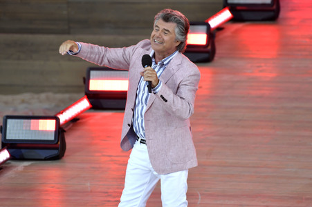 TV-Show 'Die große Schlagerstrandparty 2023 - wir feiern die 80er!' in Gelsenkirchen