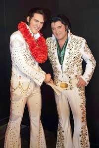 Präsentation der restaurierten Wachsfigur von Elvis Presley in Berlin