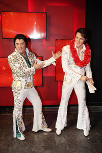 Präsentation der restaurierten Wachsfigur von Elvis Presley in Berlin