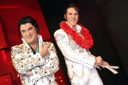 Präsentation der restaurierten Wachsfigur von Elvis Presley in Berlin