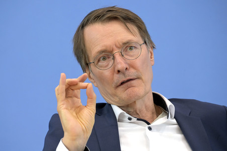 Bundespressekonferenz Cannabis-Gesetz I in Berlin
