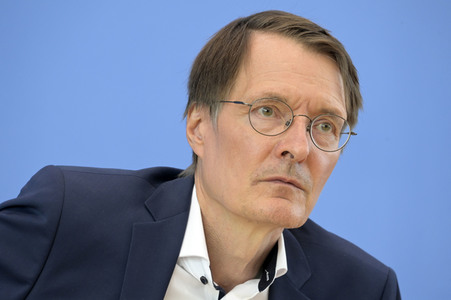 Bundespressekonferenz Cannabis-Gesetz I in Berlin