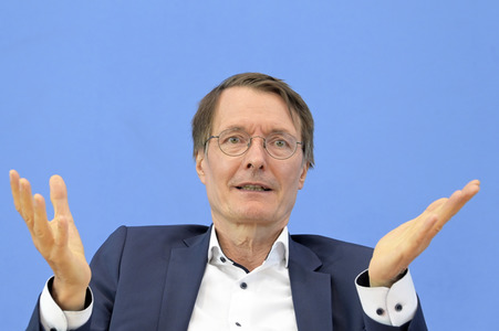 Bundespressekonferenz Cannabis-Gesetz I in Berlin