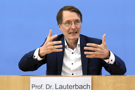Bundespressekonferenz Cannabis-Gesetz I in Berlin