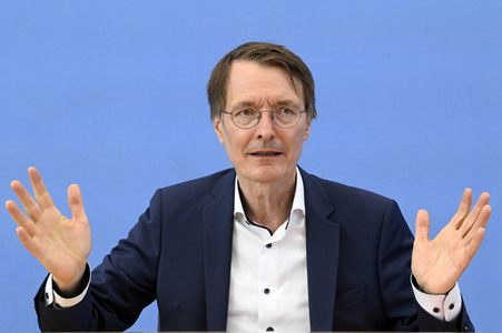 Bundespressekonferenz Cannabis-Gesetz I in Berlin