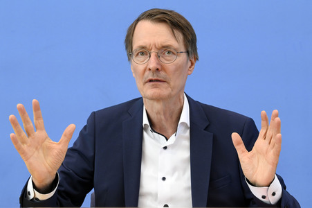 Bundespressekonferenz Cannabis-Gesetz I in Berlin