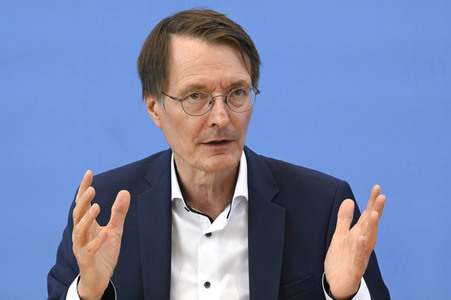 Bundespressekonferenz Cannabis-Gesetz I in Berlin