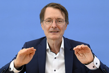 Bundespressekonferenz Cannabis-Gesetz I in Berlin
