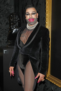 Vernissage 'Beyond Fame - Die Kunst der Stars' in Düsseldorf