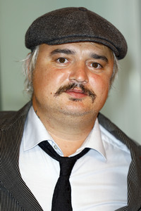 Vernissage 'Beyond Fame - Die Kunst der Stars' in Düsseldorf